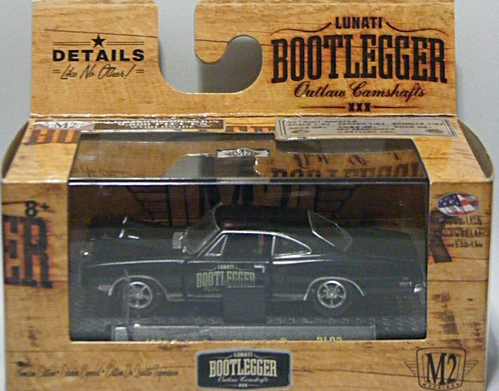 M2 Machines Bootlgger- 1970 Dodge Super Bee Hemi