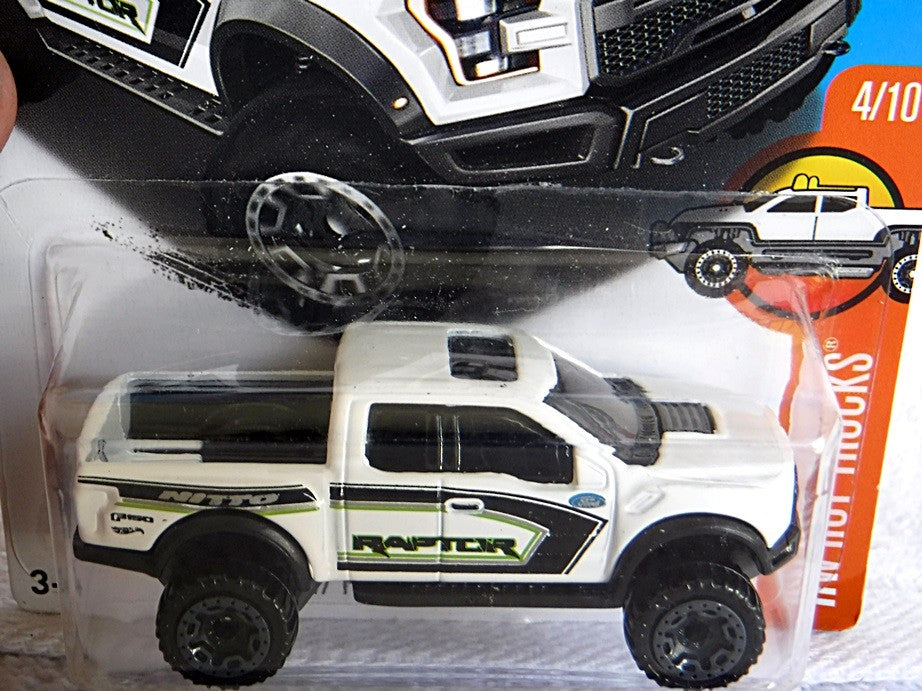 Hot Wheels - 2017 Ford Raptor Pickup Truck