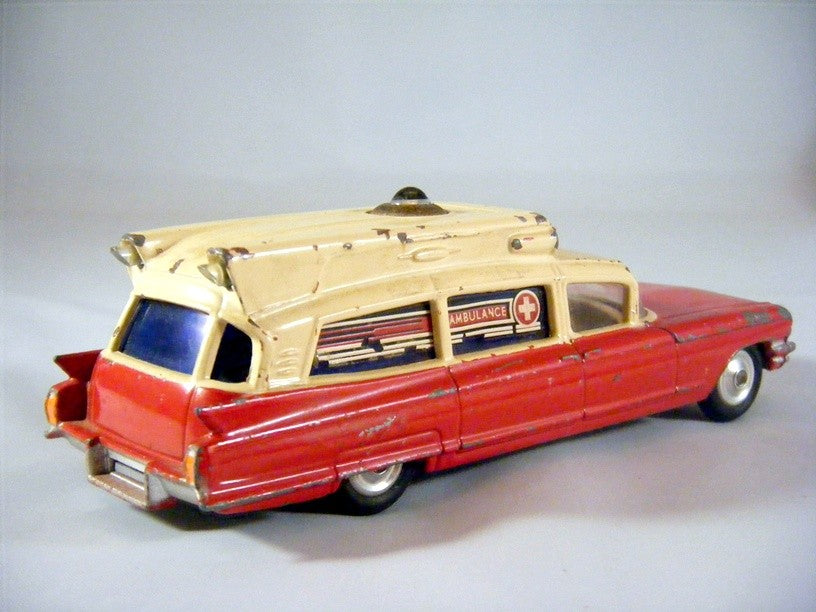Corgi (437A-1) Cadillac Superior Ambulance