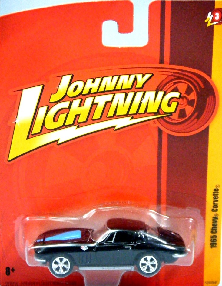 Johnny Lightning Forever 64: 1966 Chevrolet Corvette Coupe