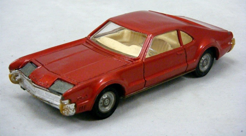 Corgi (275-A-1) - Oldsmobile Toronado