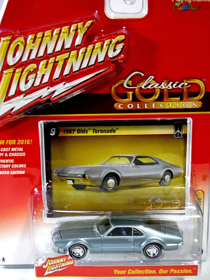 Johnny Lightning Classic Gold - 1966 Oldsmobile Toronado