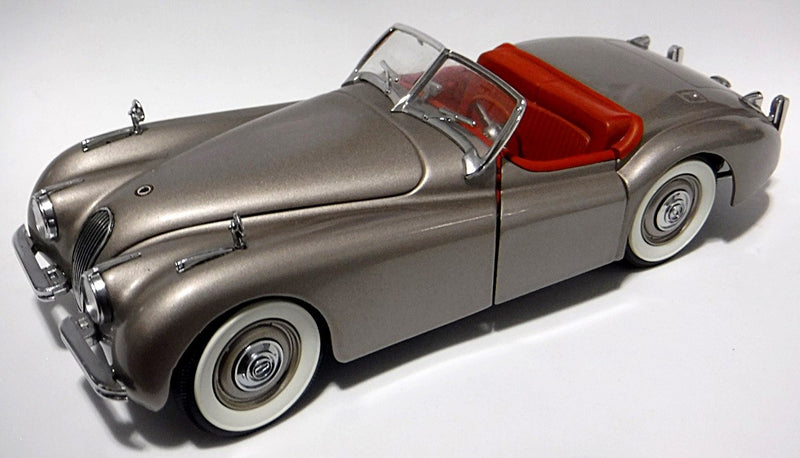 The Danbury Mint - 1949 Jaguar XK120 Roadster