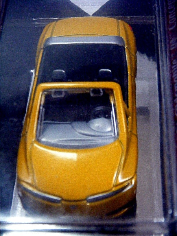 Maisto Showcase Collection - 2001 Oldsmobile 04 Concept Vehicle