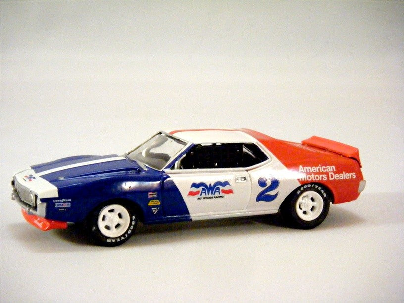 Greenlight Dioramas Roy Woods Racing 1972 AMC AMX