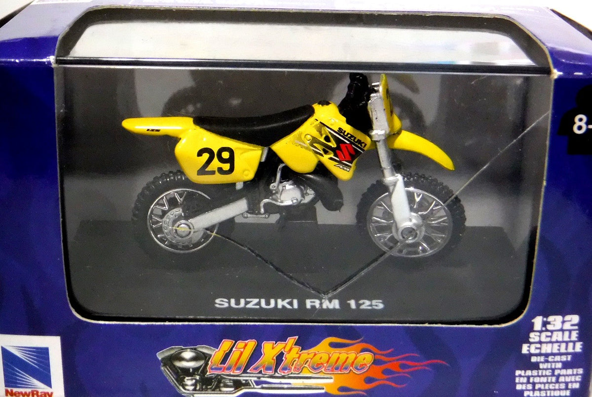 New Ray - Suzuki RM125 Motorcycle