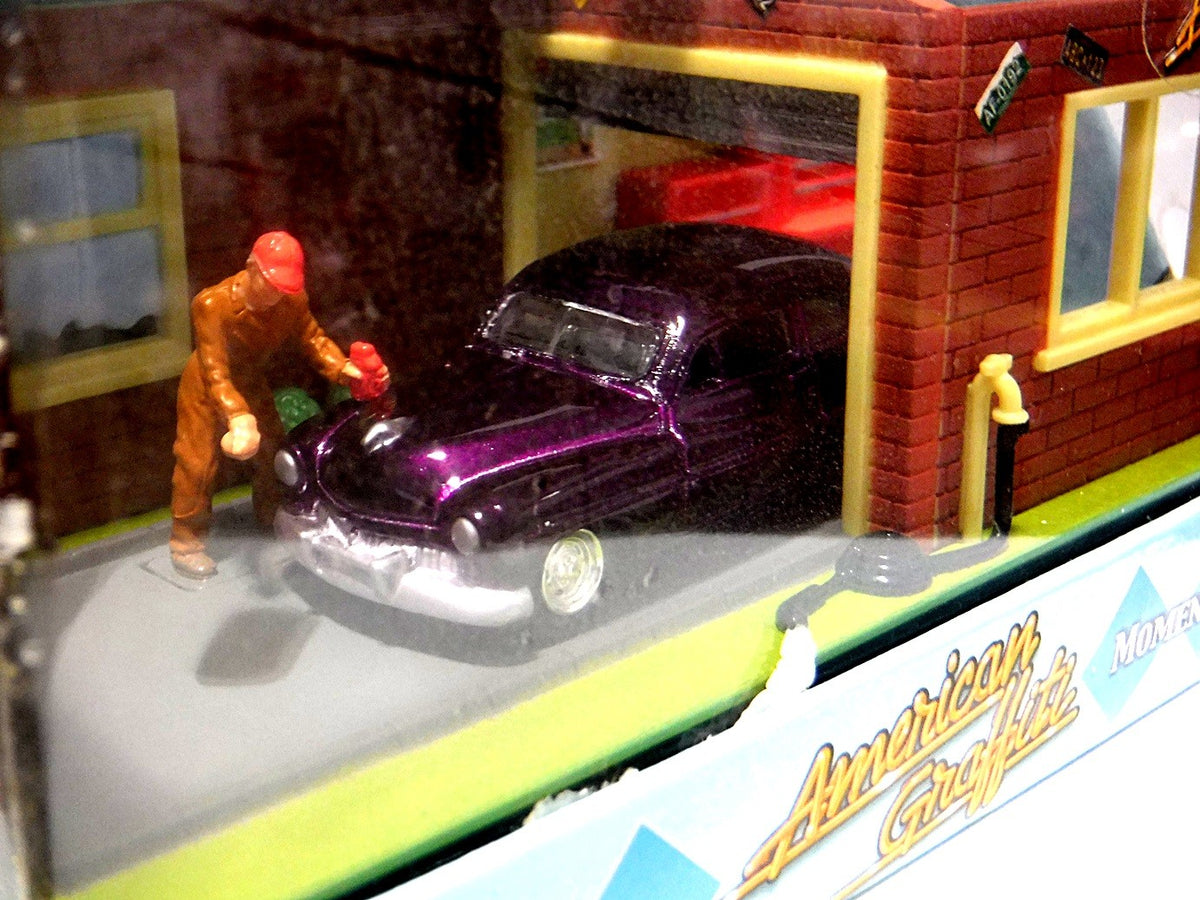 Motor Max American Graffiti 1957 Ford Thunderbird Diorama