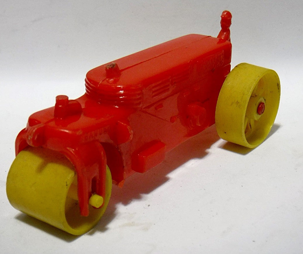 Banner Plastics -  Post-War Wheelhorse Tractor