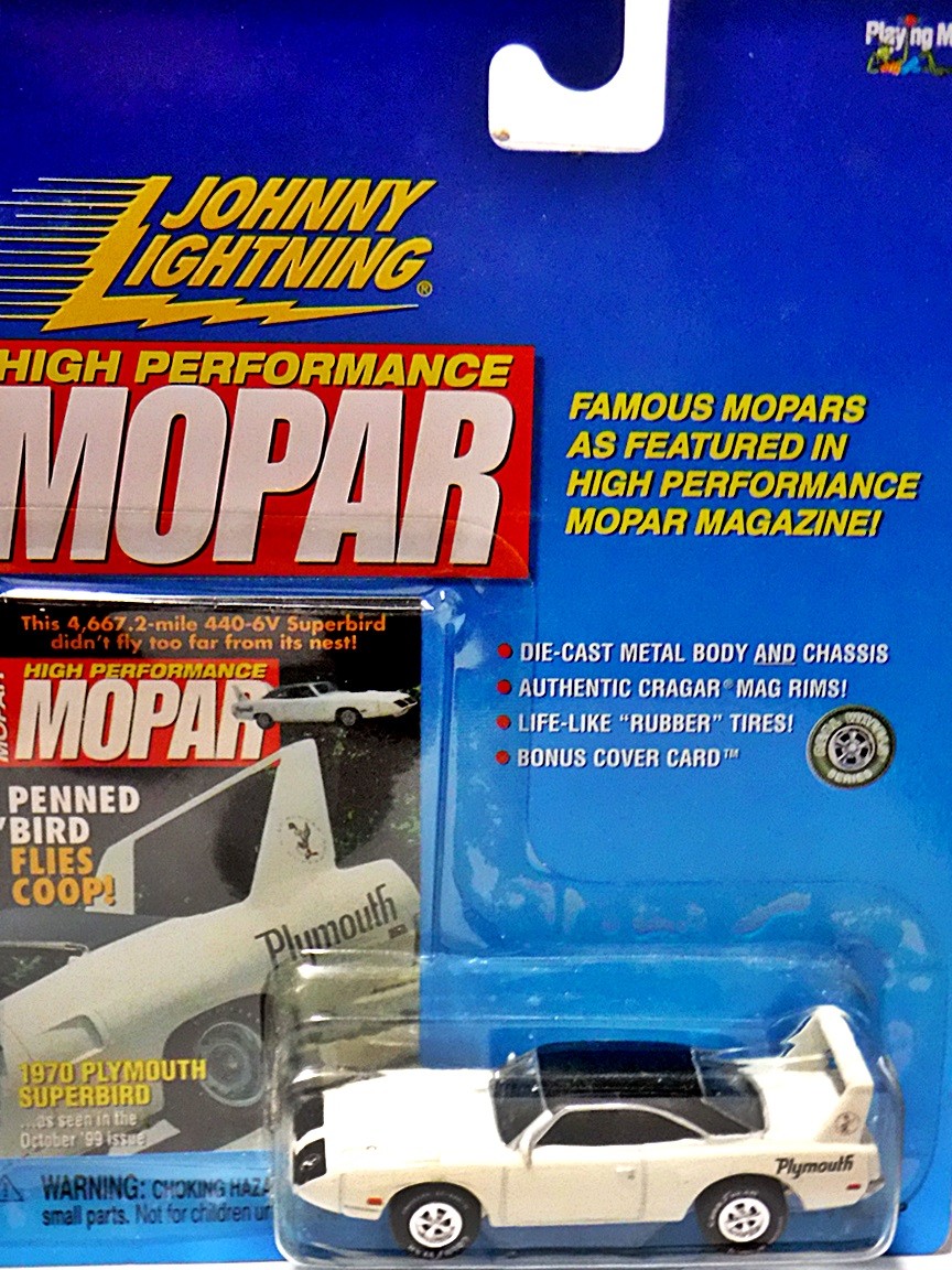 Johnny Lightning High Performance MOPAR - 1970 Plymouth AAR Cuda