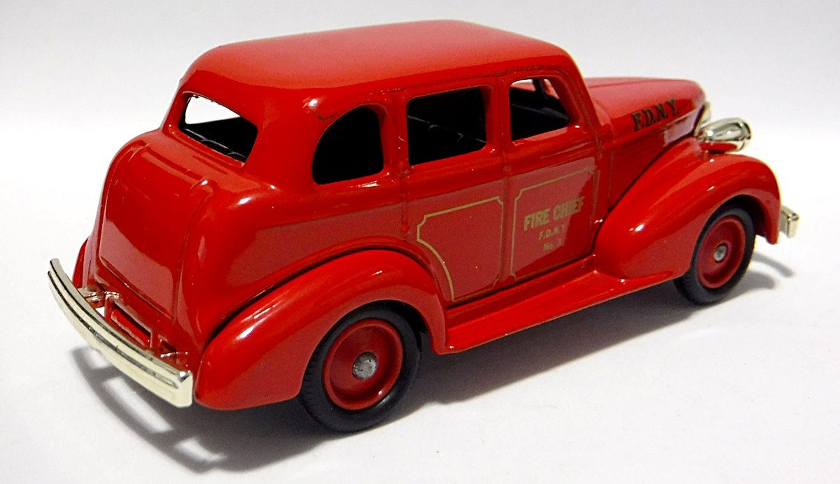 Lledo FDNY 1939 Chevrolet Sedan