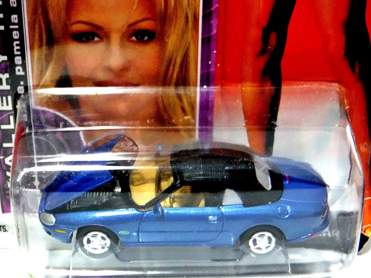 Johnny Lightning VIP Pamela Anderson Jaguar Convertible