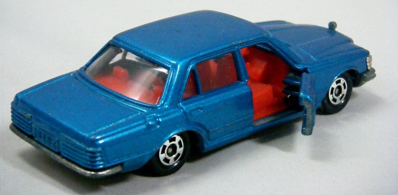 Tomica (No. F7) Mercedes-Benz 450 SEL Sedan