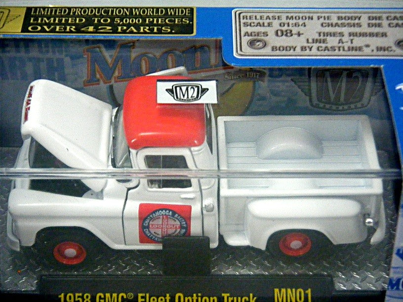M2 Machines - Moon Pie - 1949 Studebaker 2B Truck