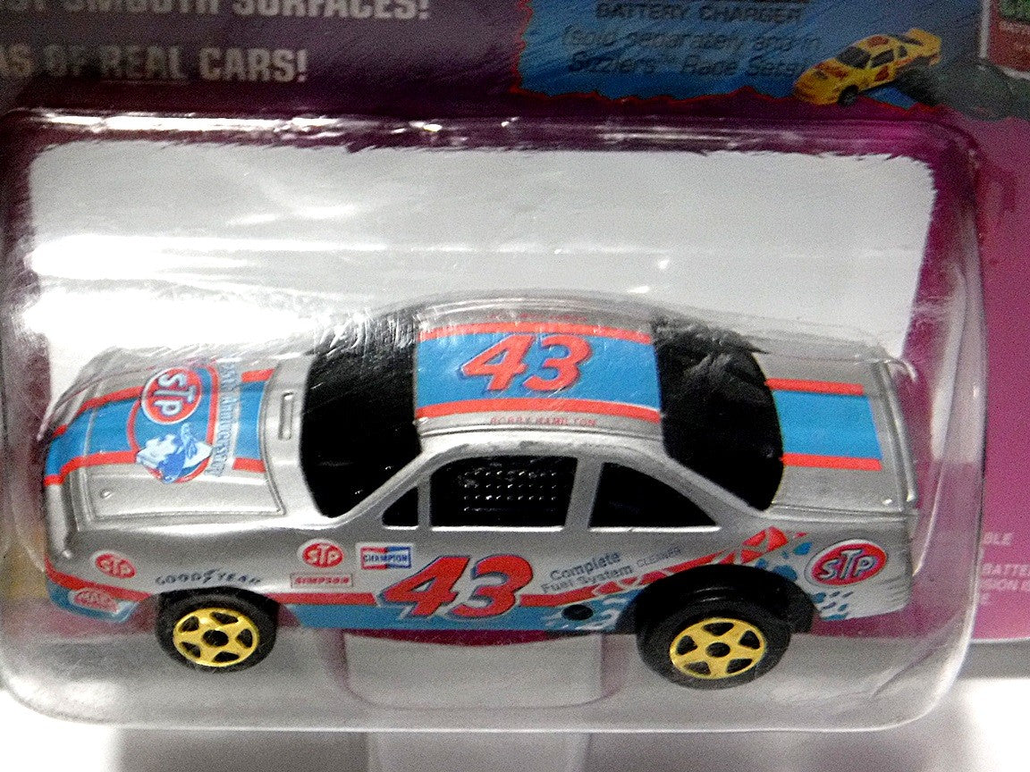 Johnny Lightning - Sizzlers - NASCAR Bobby Hamilton Petty STP  Pontiac Grand Prix Stock Car