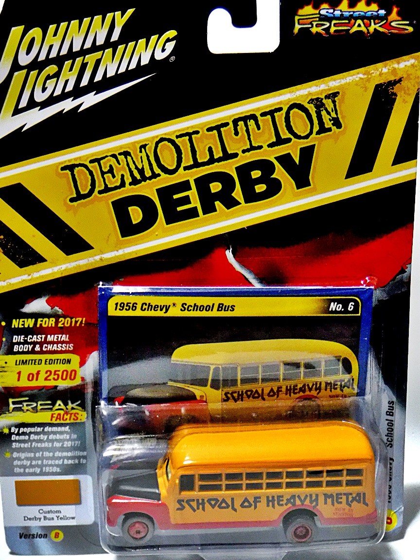 Johnny Lightning Street Freaks - Demolition Derby - 1957 Chevrolet School Bus