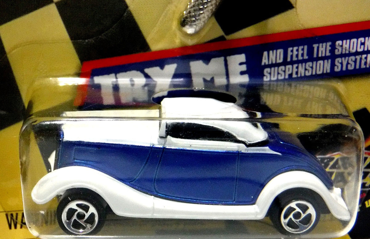 Road Champs - Shock Racer Series - 1934 Ford Carbriolet with a Carson Top