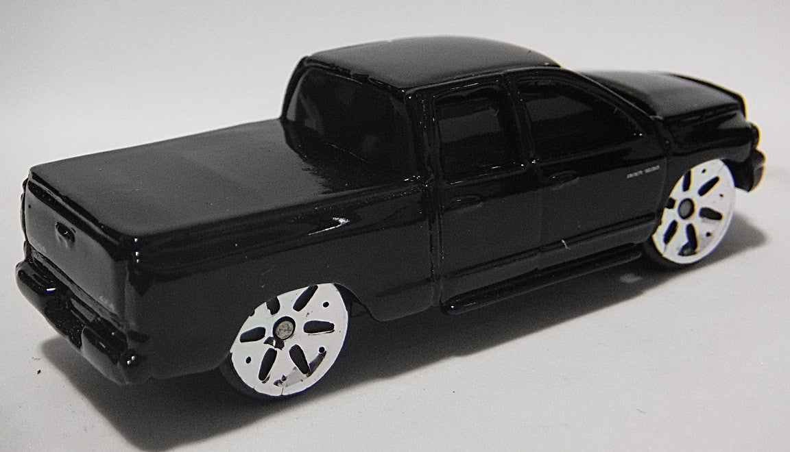 Maisto Adventure Wheels - Dodge RAM Pickup Truck