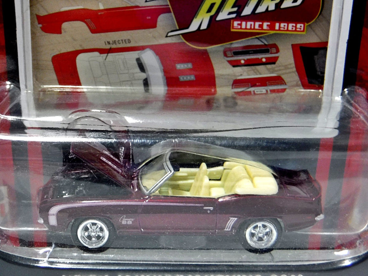 Johnny Lightning - Johnny Retro - 1969 Chevrolet Camaro SS Convertible