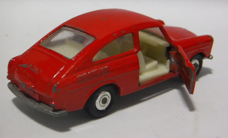 Matchbox Regular Wheels (67-B1) Volkswagen 1600TL