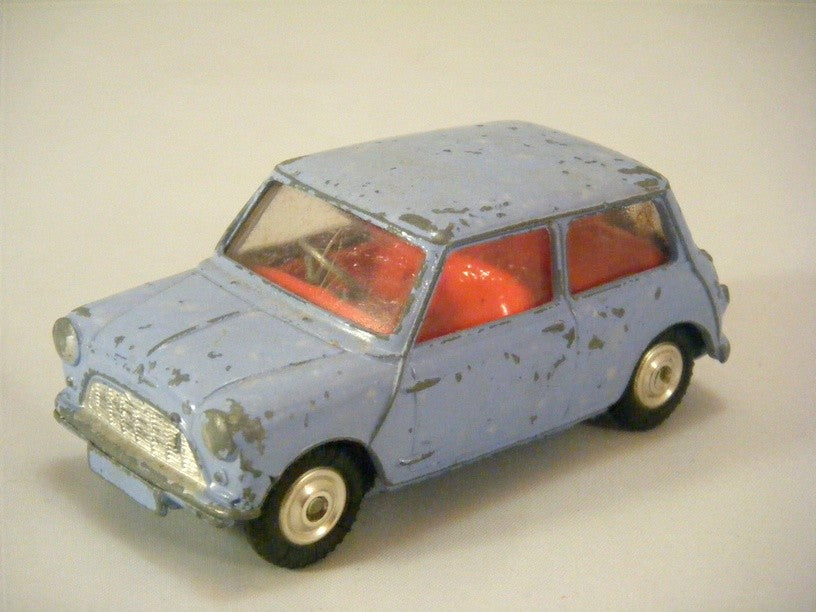 Corgi (226A-2) Morris Mini-Minor 