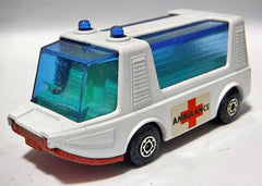 Matchbox - Stretcha Fetcha EMT Ambulance