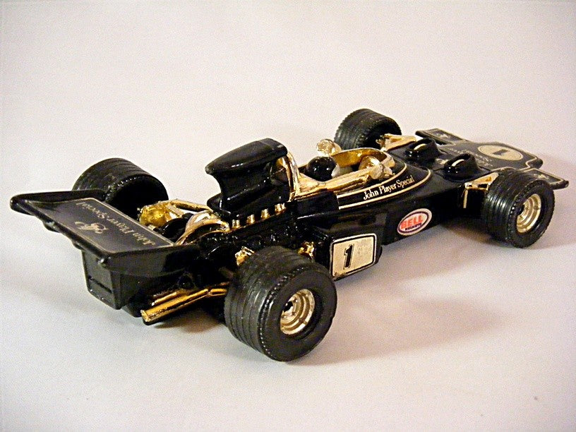 Corgi: John Player Special Texaco Lotus Formula One Race Car