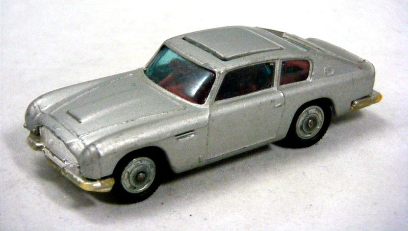 Husky (40C-1) - James Bond Aston Martin DB4