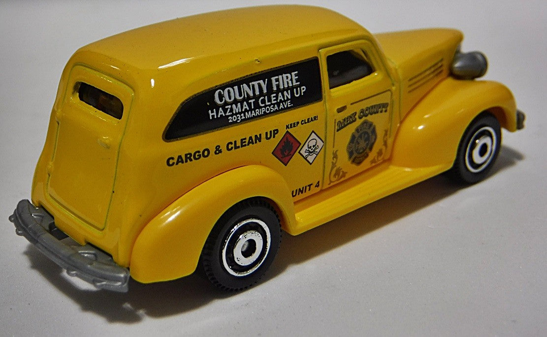 Matchbox - 1939 Chevy Sedan Delivery Fire Truck