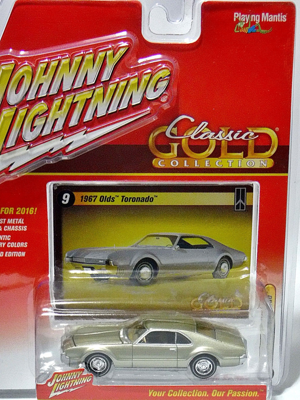Johnny Lightning Classic Gold - 1966 Oldsmobile Toronado