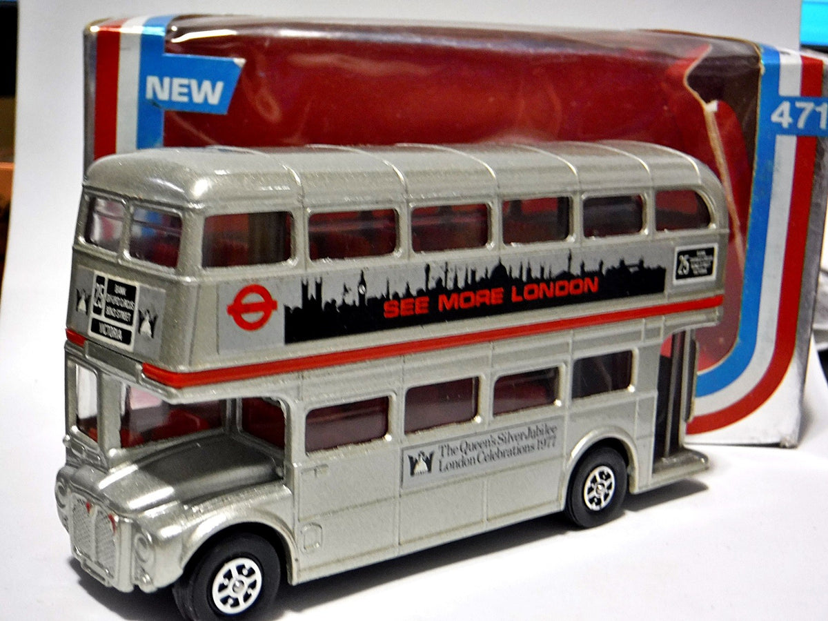 Corgi London Transport Queens Silver Jubilee Bus