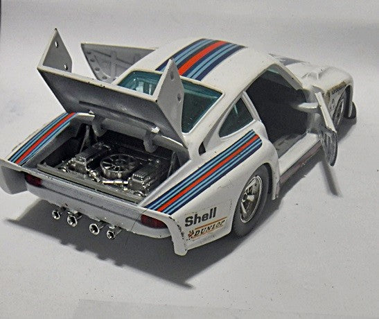 Bburago 1:24 Scale - Porsche 959