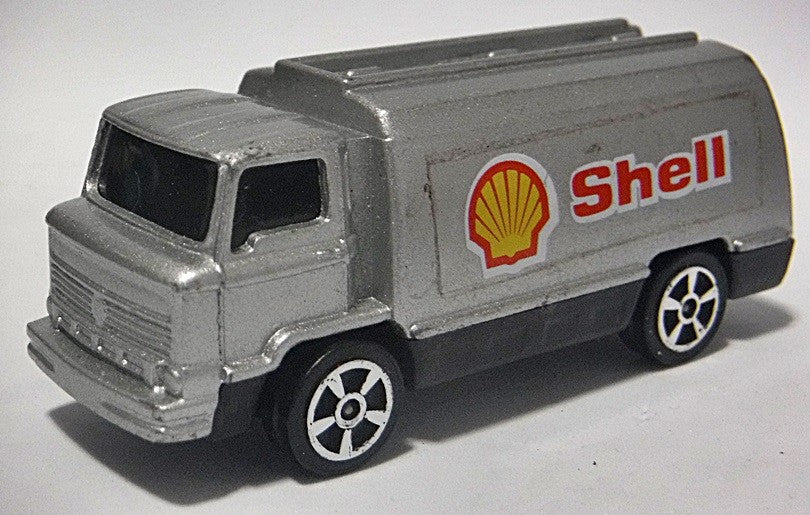 Corgi Juniors (97-B1) Shell Oil Petrol Tanker