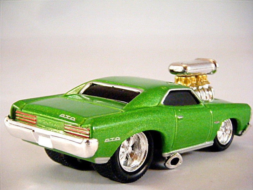 Muscle Machines 1966 Pontiac GTO