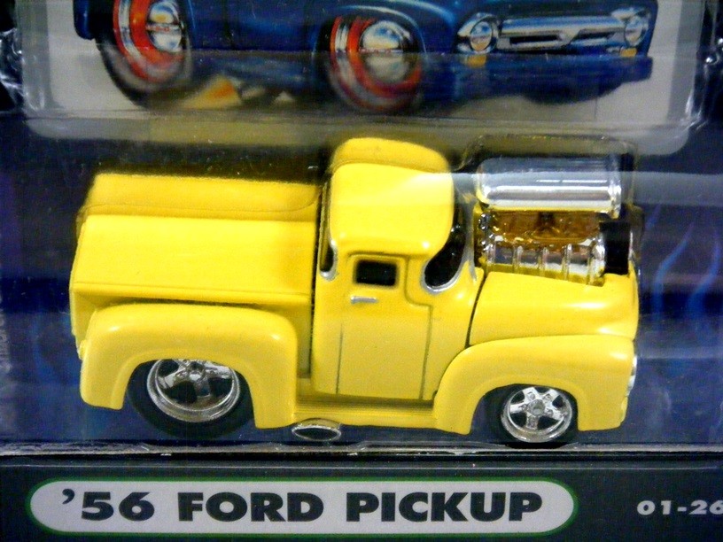 Muscle Machines 1956 Ford Pickup Truck