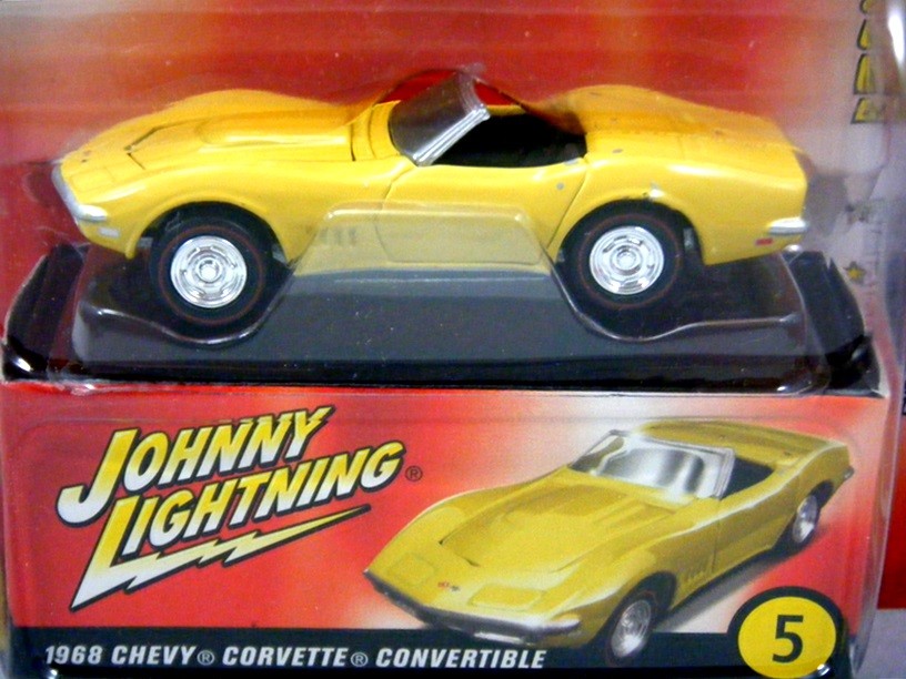 Johnny Lightning 60s Sizzle 1968 Chevrolet Corvette Convertible