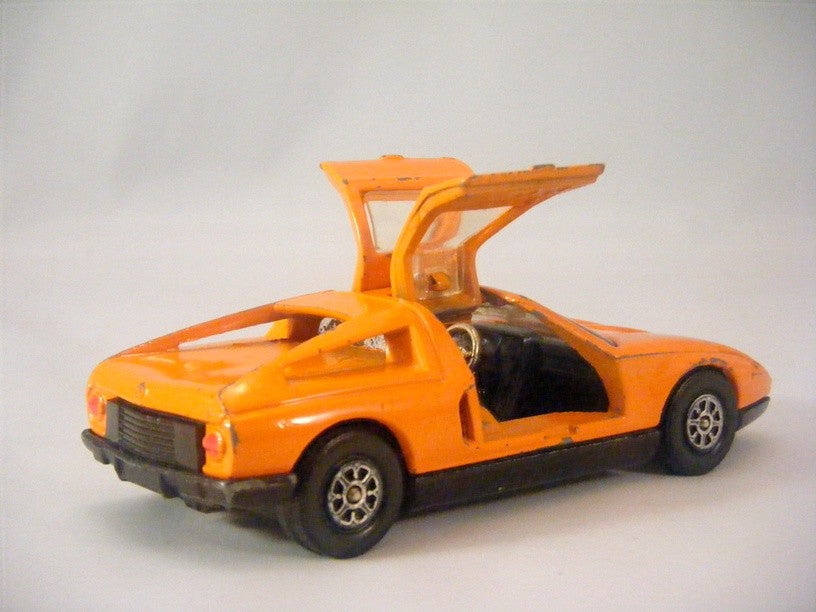 Corgi (388A-1) Mercedes-Benz C111 Sports Car