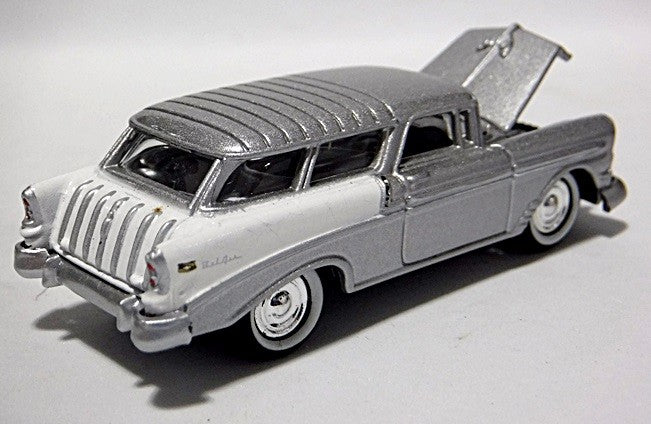 Johnny Lightning Tri-Chevys - 1956 Chevrolet Nomad Station Wagon