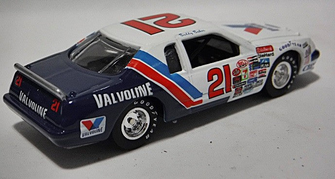 Johnny Lightning Buddy Baker 84 Vavoline Ford Thunderbird