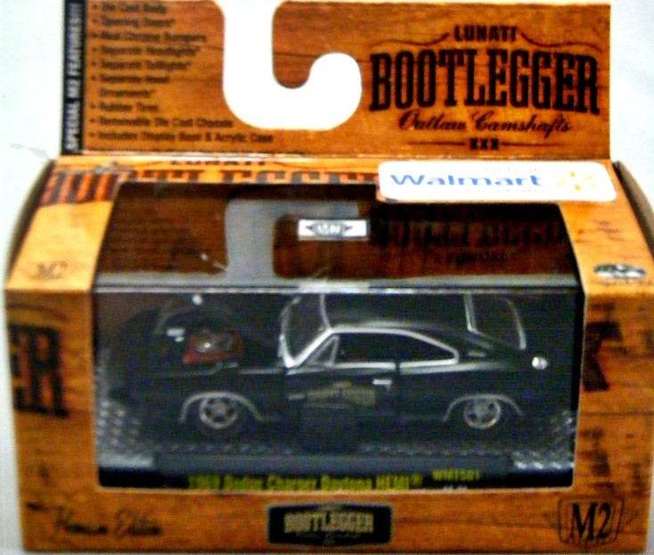 M2 Machines Bootlgger- 1969 Dodge Charger Daytona Hemi
