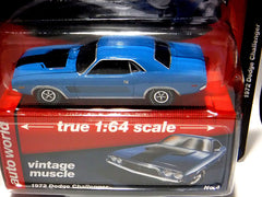 Auto World - 1972 Dodge Challenger 