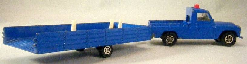 Corgi Gift Set 19-B Corgi Flying Club Land Rover Pickup and Airplane Trailer