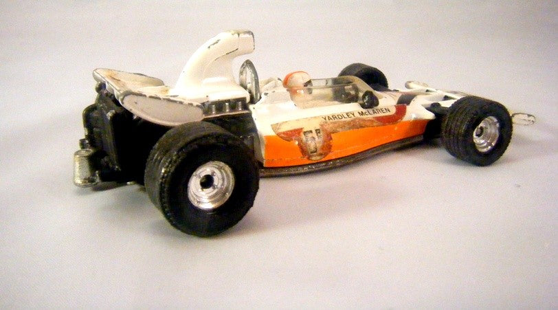 Corgi (151B-1) Yardley McLaren-Ford M19A Race Car