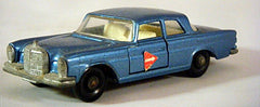 Matchbox Regular Wheels - Mercedes-Benz 300 SE Sedan