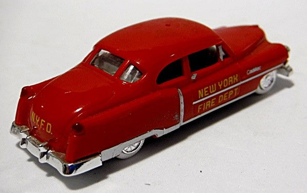 Praline Auto-Modelle - 1953 Cadillac FDNY Car