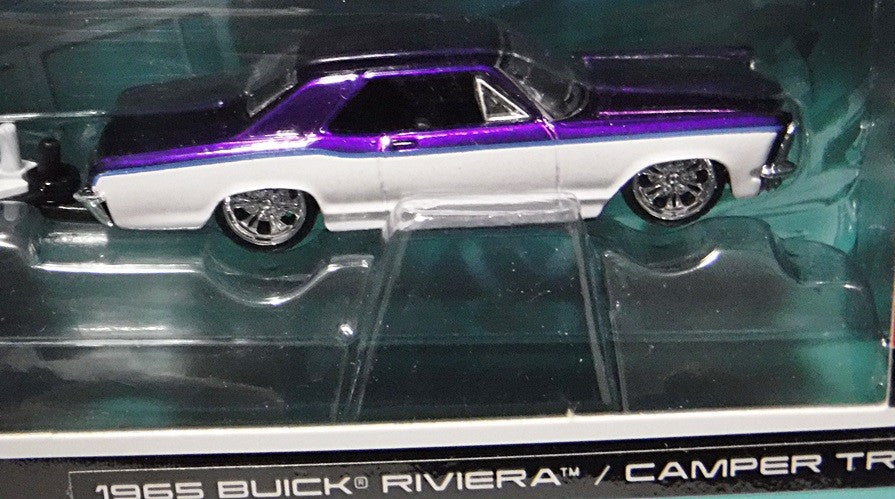 Maisto - Tow & Go - 1965 Buick Riviera and Camper Trailer