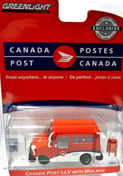 Greenlight Hobby Exclusives - Green Machine - Canada Post LLV Delivery Van with Mailbox