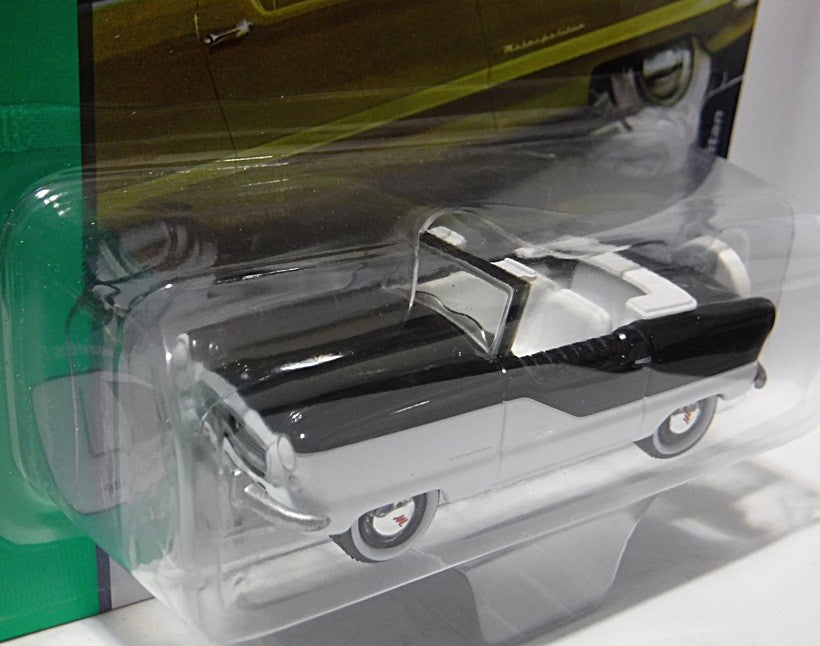 Johnny Lightning Classic Gold - 1958 Nash Metropolitan