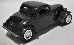 Johnny Lightning Posies Inc Ford Flathead Flyer Hot Rod