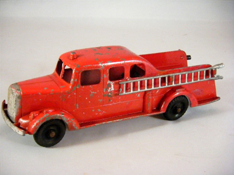 Tootsietoy Rare 1947 Mack L-Line Fire Pumper