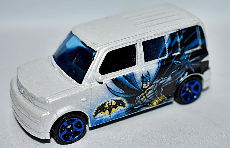 Matchbox: Scion Xb - Batman